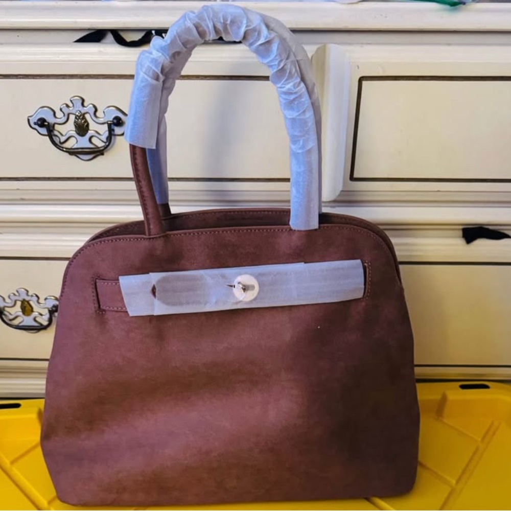 Elegant Brown Handbag